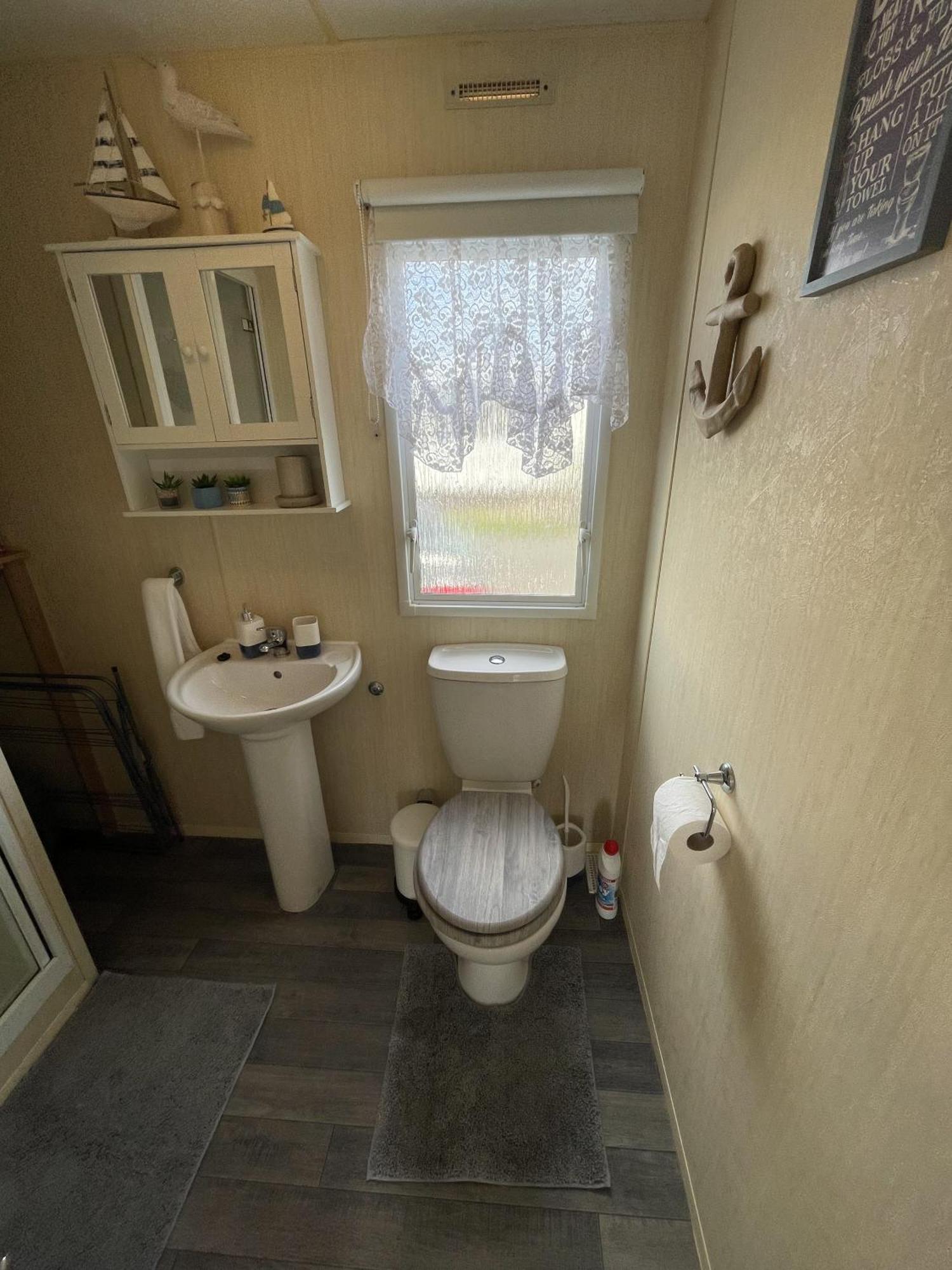 3 Bedroom Caravan, Edi Rita, Robin Hood, Pet Friendly Meliden エクステリア 写真